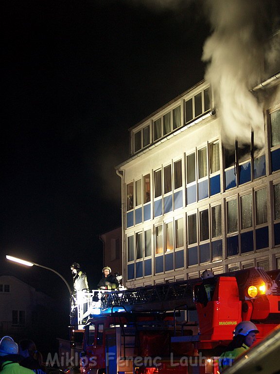 Feuer 3 Koeln Hoehenberg Bochumerstr 023.JPG